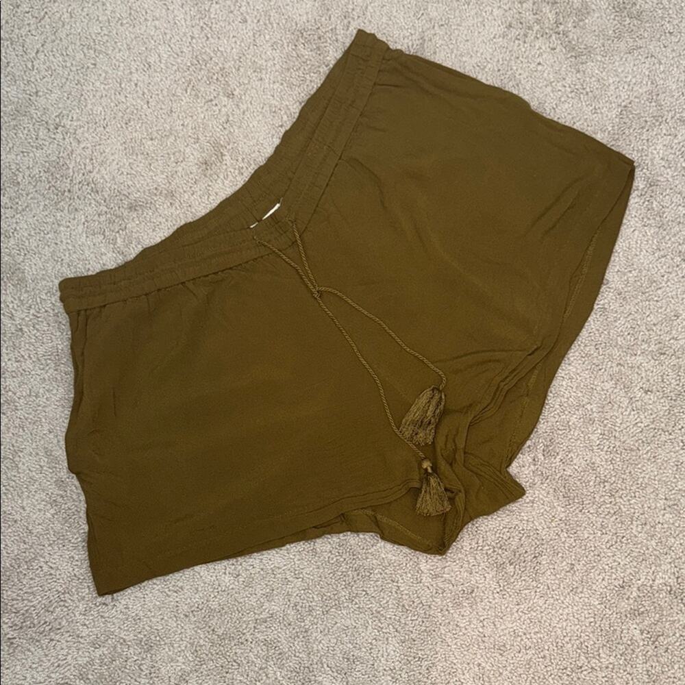 H&M Olive Green Casual Pull On Shorts Women's Size 16